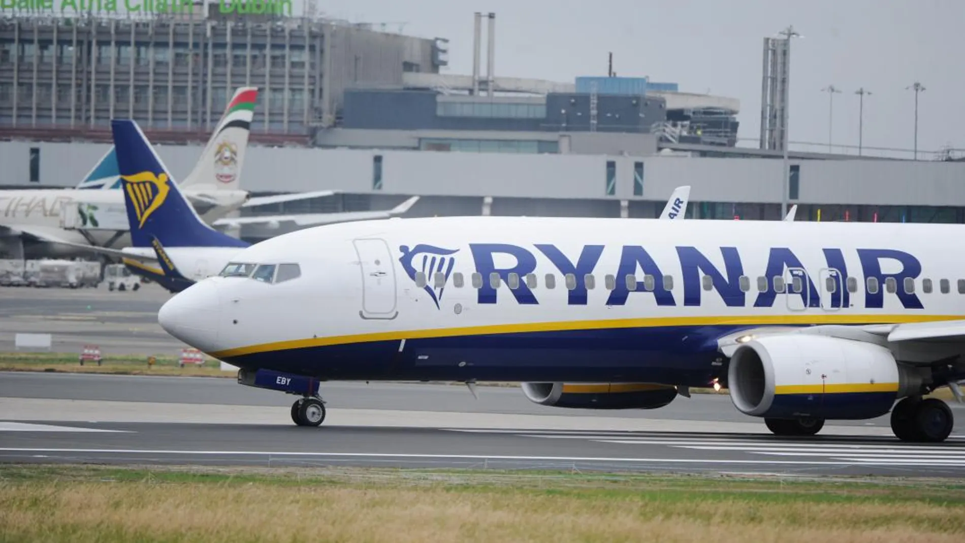 Imagen de archivo de un avión de Ryanair en el aeropuerto de Dublín