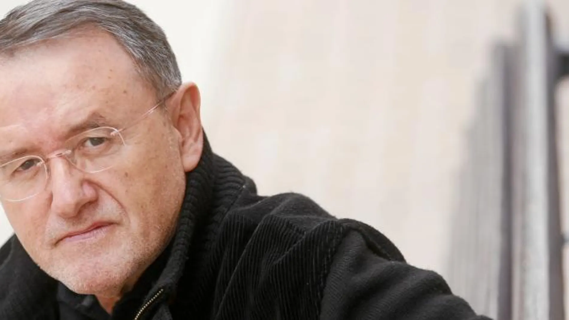 Vilches es profesor del departamento de Lengua de la Universidad Rey Juan Carlos y colaborador de LA RAZÓN