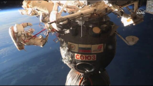 Imágen de los astronautas de la nave Soyuz/ATlas