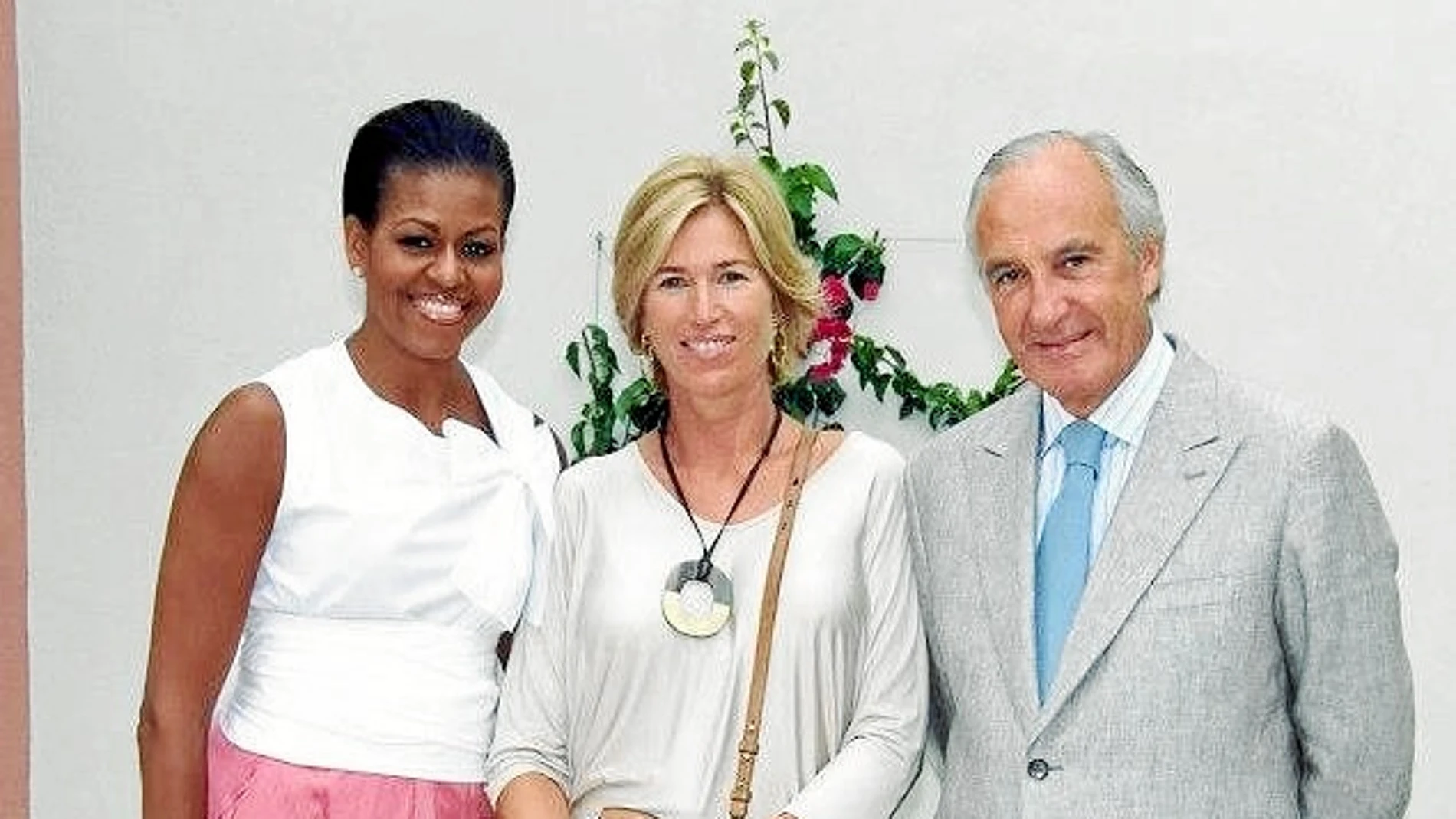 Michelle Obama, en 2010, junto a Ricardo Arranz y su mujer, Alicia Villapadierna, quien falleció el pasado abril