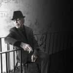 Fotografía facilitada por Sony, de Leonard Cohen en la portada de su nuevo disco, "You Want It Darker"