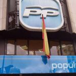 Entrada de la sede del PP, en la calle Génova de Madrid