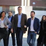 Pedro Sánchez junto a Luis Tudanca y la cúpula mayor del PSOE regional