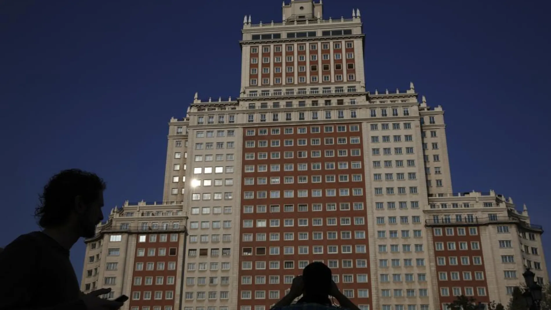 El edificio España de Madrid albergará un hotel y cuatro plantas de comercios
