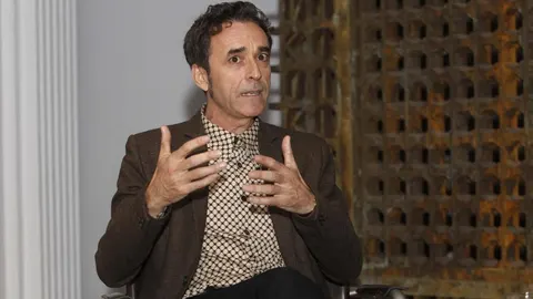 El escritor Fernando González Viñas, ayer durante el encuentro taurino en la Fundación Valentín de Madariaga