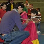 Víctor Barrio acerca el toreo a los niños segovianos