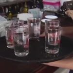 Los bares de Barcelona han comenzado a cobrar el agua a sus clientes