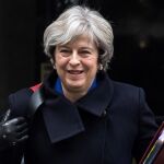 May incluirá a Gibraltar en el diálogo