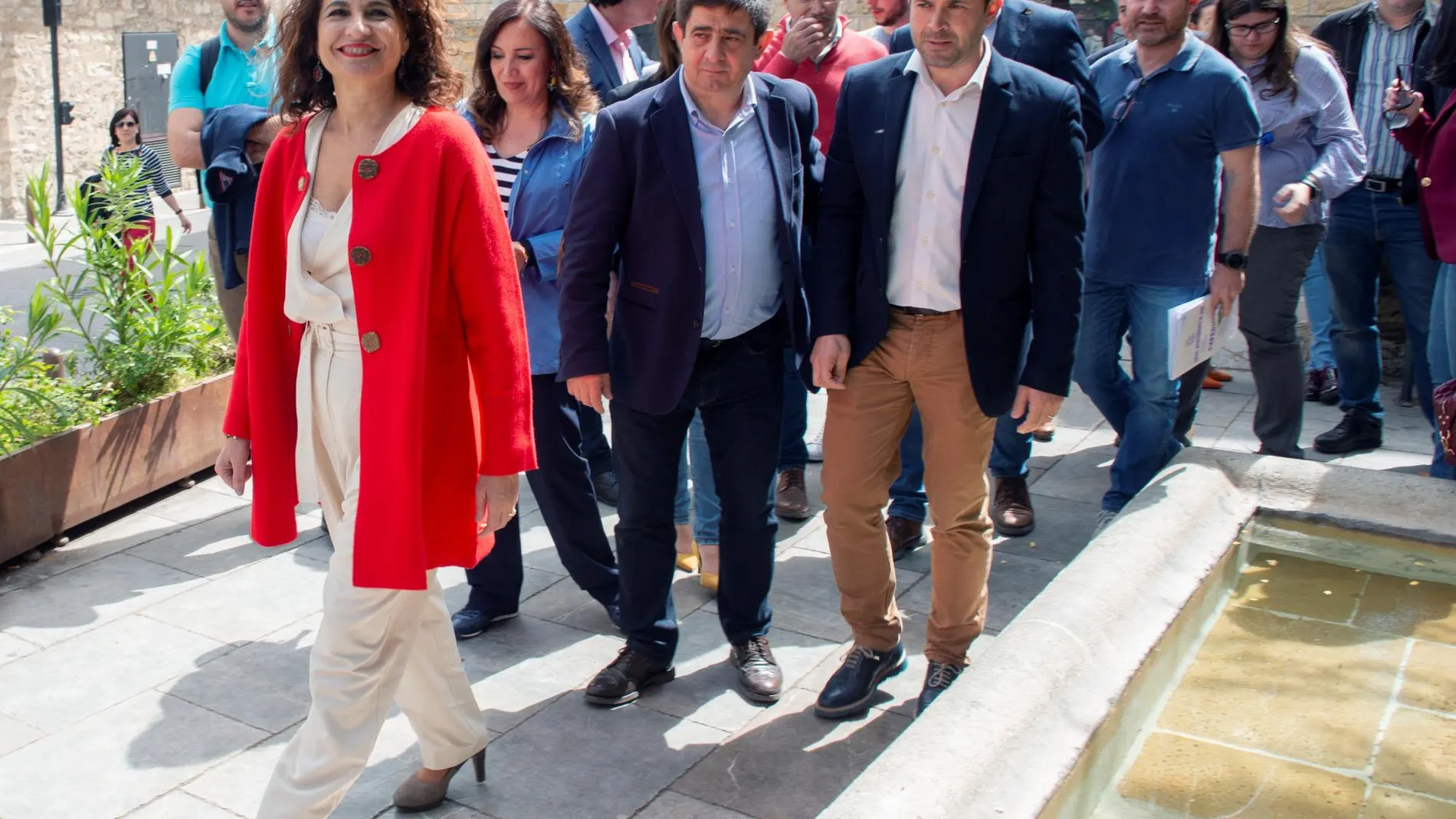 La ministra de Hacienda y candidata del PSOE por Sevilla, María Jesús Montero, hoy, en un acto de campaña en Jaén