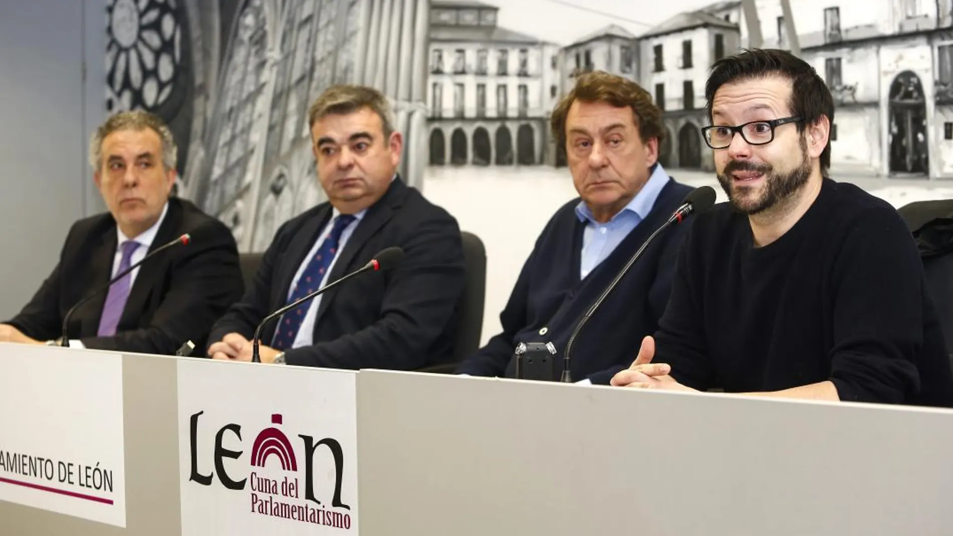 El concejal García-Prieto, junto a Retortillo, Álvarez y Fernández presenta el proyecto