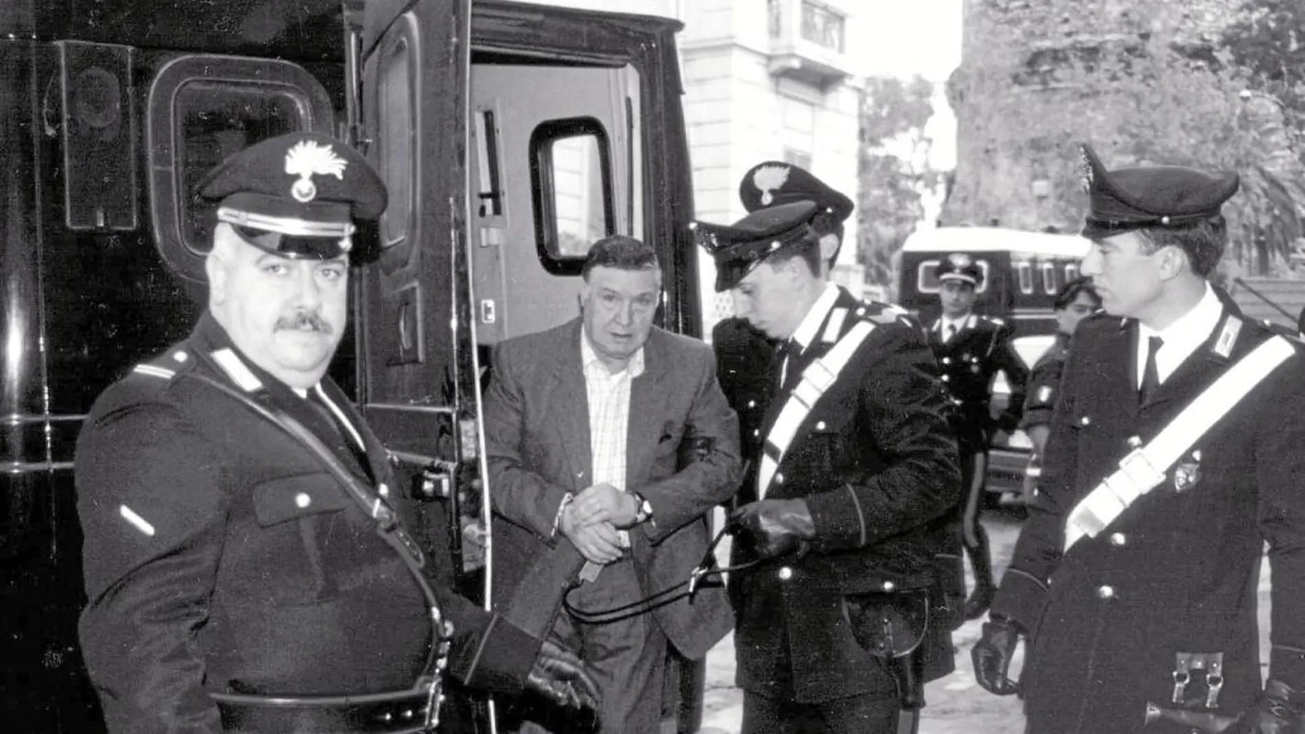 Momento de la detención de Riina en Paler, en 1993