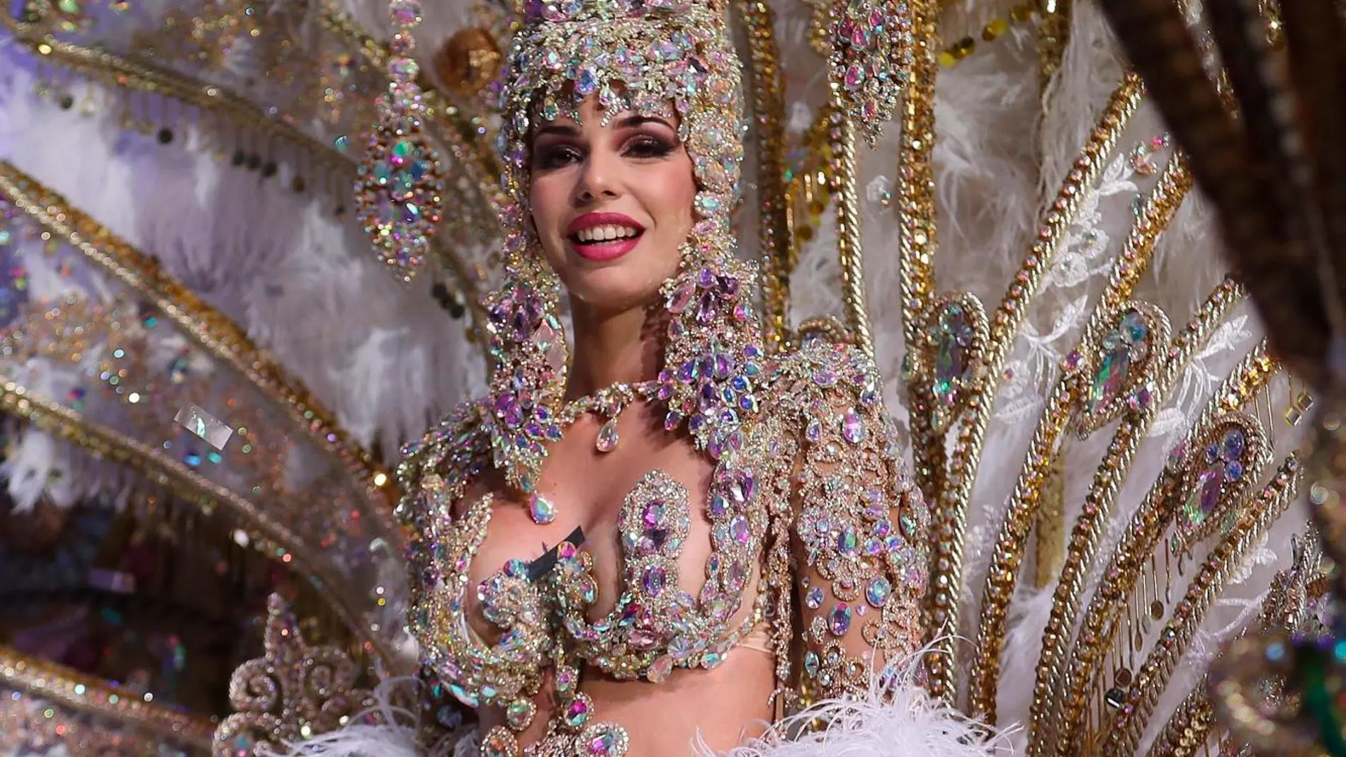 Priscila Medina, la reina del carnaval que llega de las profundidades marinas