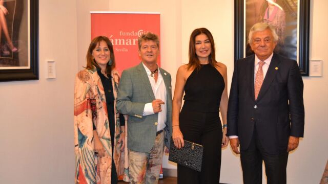 El diseñador Daniel Carrasco expone en la Cámara de Comercio