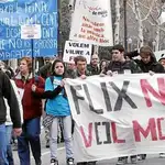  Los vecinos de Flix se manifiestan en Barcelona contra el ERE de Ercros