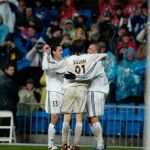 Ronaldo y Solari celebran un gol del Real Madrid ante Sevilla / Foto: Luis Sevillano
