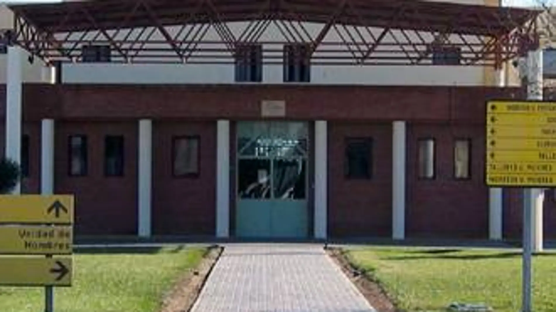 Tres días consecutivos de agresiones en el hospital psiquiátrico de la prisión de Sevilla