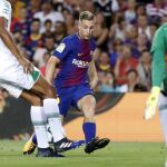 Antena 3 se lleva el lunes con el Gamper y el cine frente al estreno comedido de Lolita