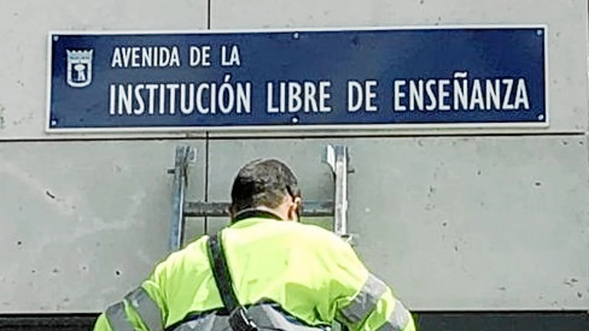 El Comisionado, abierto a estudiar los casos del «terror rojo» en La Almudena