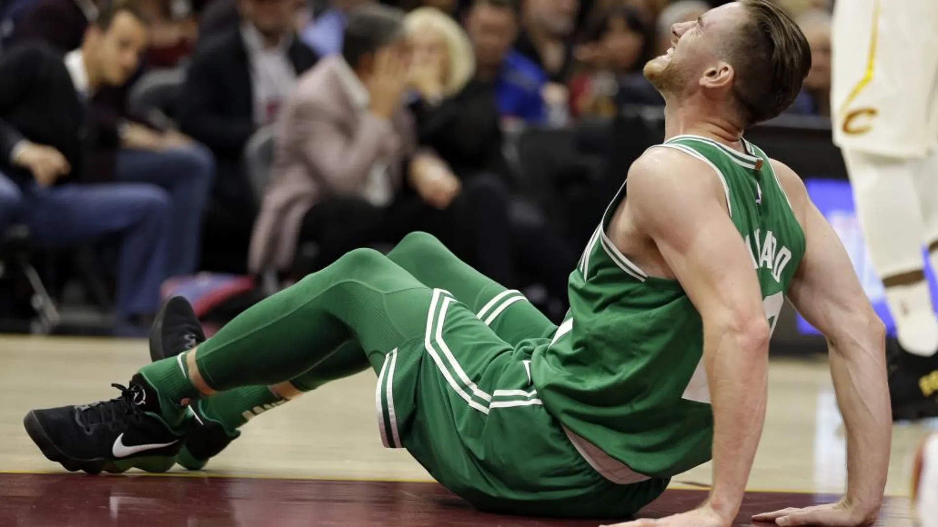 El alero Gordon Hayward, tras lesionarse