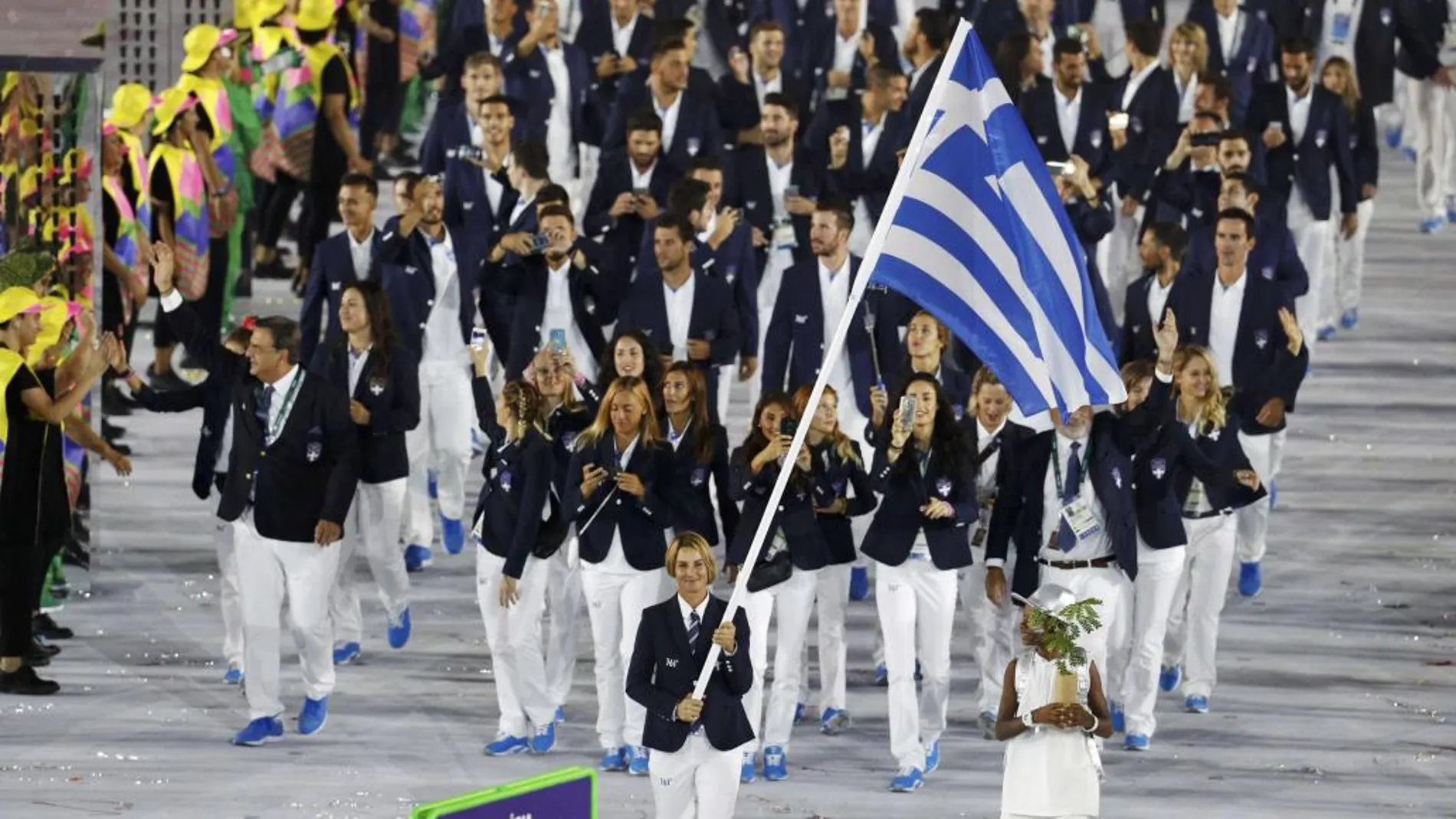 El equipo olímpico de Grecia que tradiconalmente inaugura el desfile de los países participantes