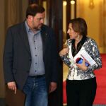 El vicepresidente de la Generalitat de Cataluña, Oriol Junqueras, y la presidenta del Parlament de Cataluña, Carme Forcadell.