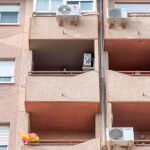 Vista de los balcones del edificio donde se produjo el suceso / Foto: Efe