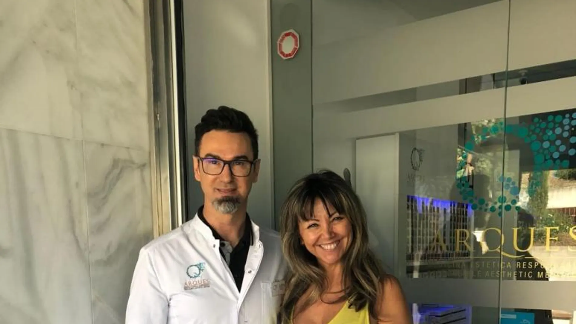 En Marbella, la clínica Arques inició una campaña denominada Por tú sonrisa, una iniciativa que ofrece tratamientos estéticos gratuitos a mujeres que han logrado vencer el cáncer. Foto: Clínica Arques.