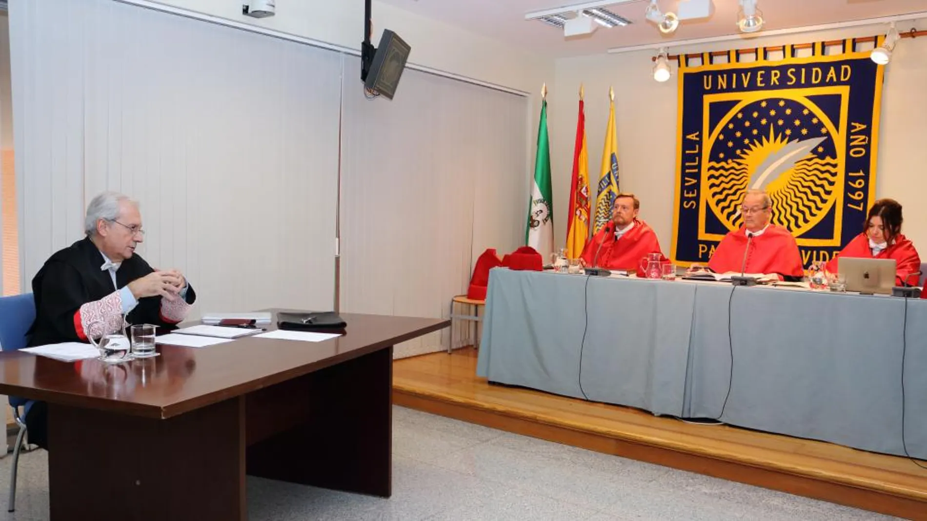 La UPO acoge la defensa de la tesis número 1.000 en su vigésimo aniversario