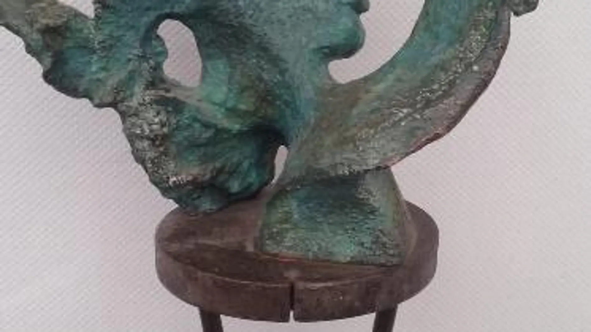 Diosa Quilla I, hierro forjado con bronce 24x1,25 cm
