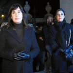 Carmen Martínez-Bordiú acudió acompañada de su hija Cynthia Rossi al funeral por Carmen Franco