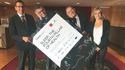 Ignasi López, director del departamento de ciencia de la Fundació «La Caixa», los doctores David Gozal y Ferran Barbé, y la directora de Innovación del Biocat, Núria Martí