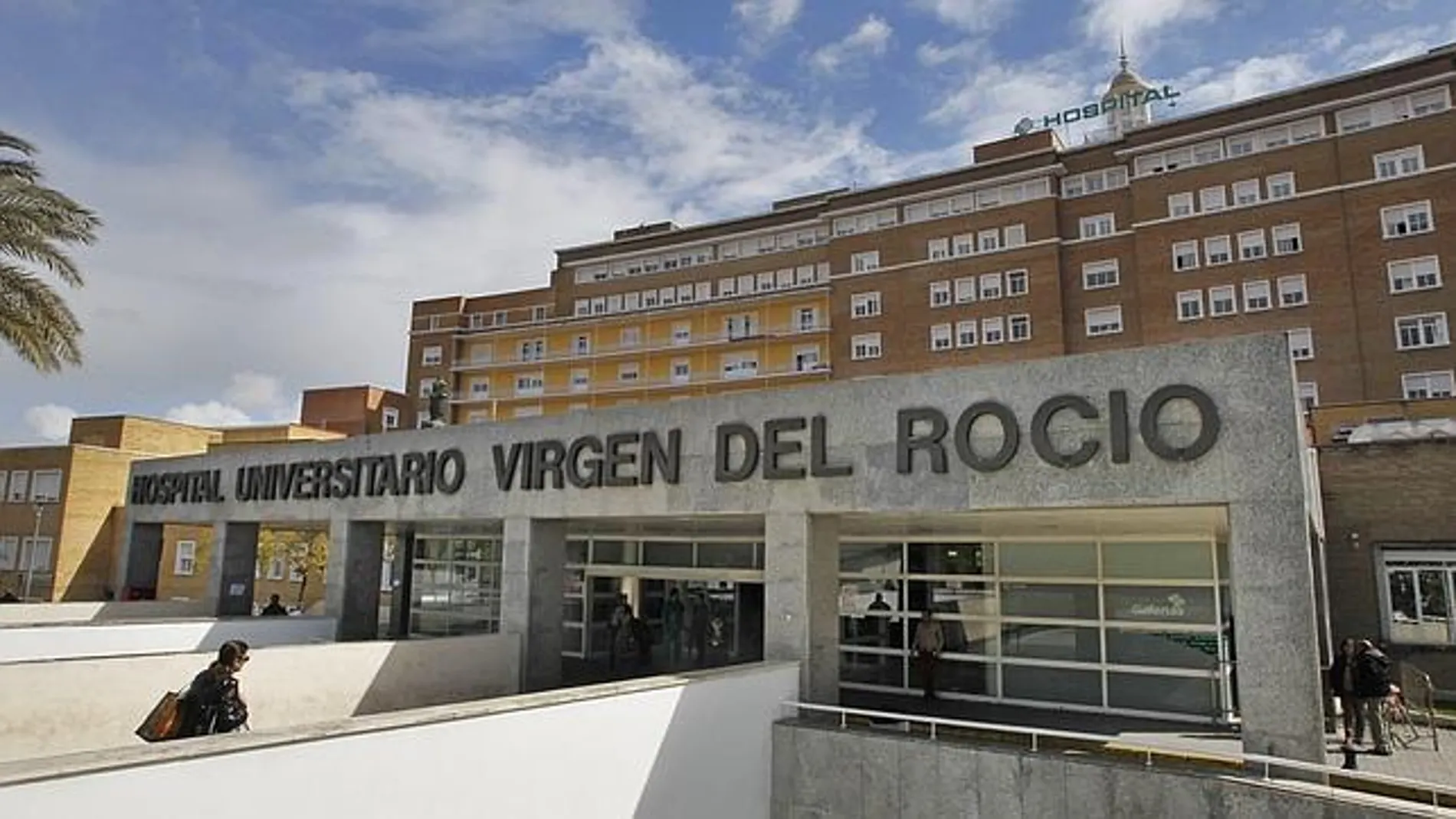 Los padres llevaron al menor al Hospital Universitario Virgen del Rocío