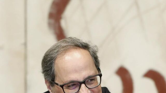 Desacato en el Parlamento de Cataluña y Constitución catalana