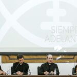 El Arzobispo de Sevilla, monseñor Juan José Asenjo, estuvo en la presentación