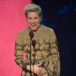 La actriz Frances McDormand pronuncia un discurso tras ganar el Óscar a la mejor actriz por su papel en "Tres anuncios en las afueras"