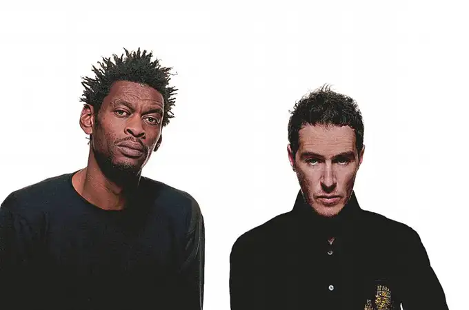 Massive Attack: el primer disco en ADN o... ¿la última broma de Banksy?