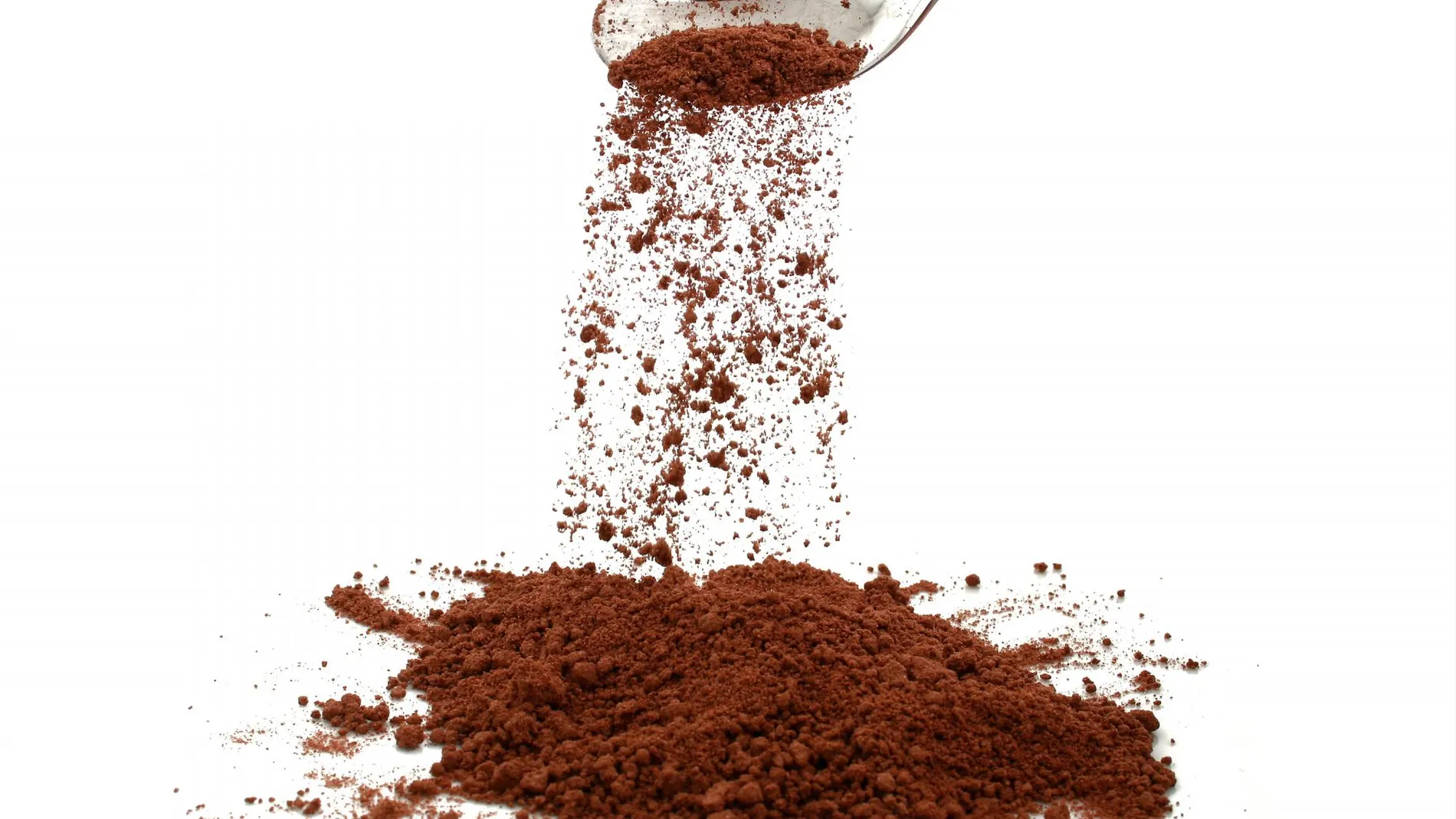 Los flavonoides le dan el color marrón al cacao | Dreamstime