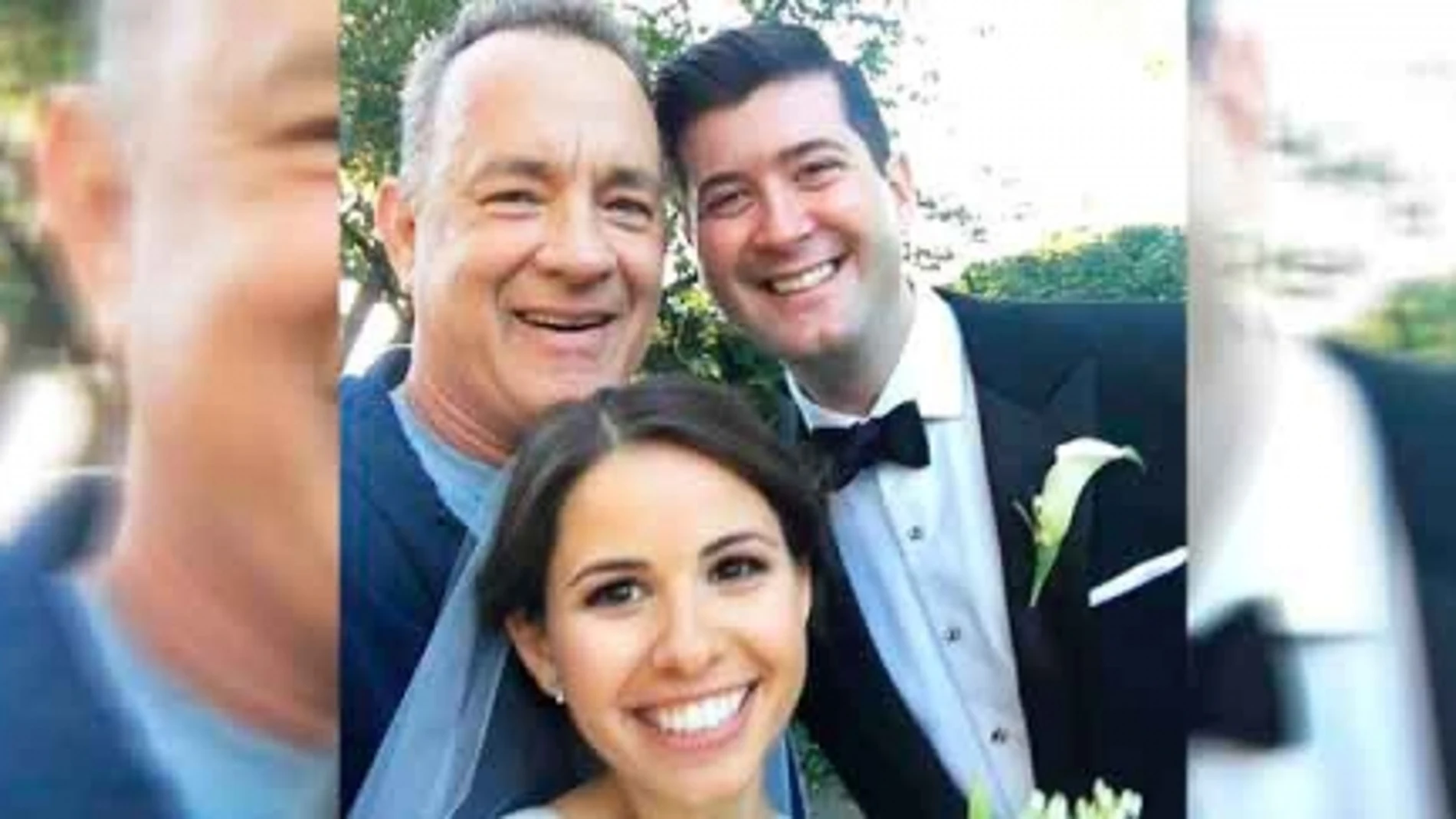 Tom Hanks sorprende a una pareja de recién casados en Central Park
