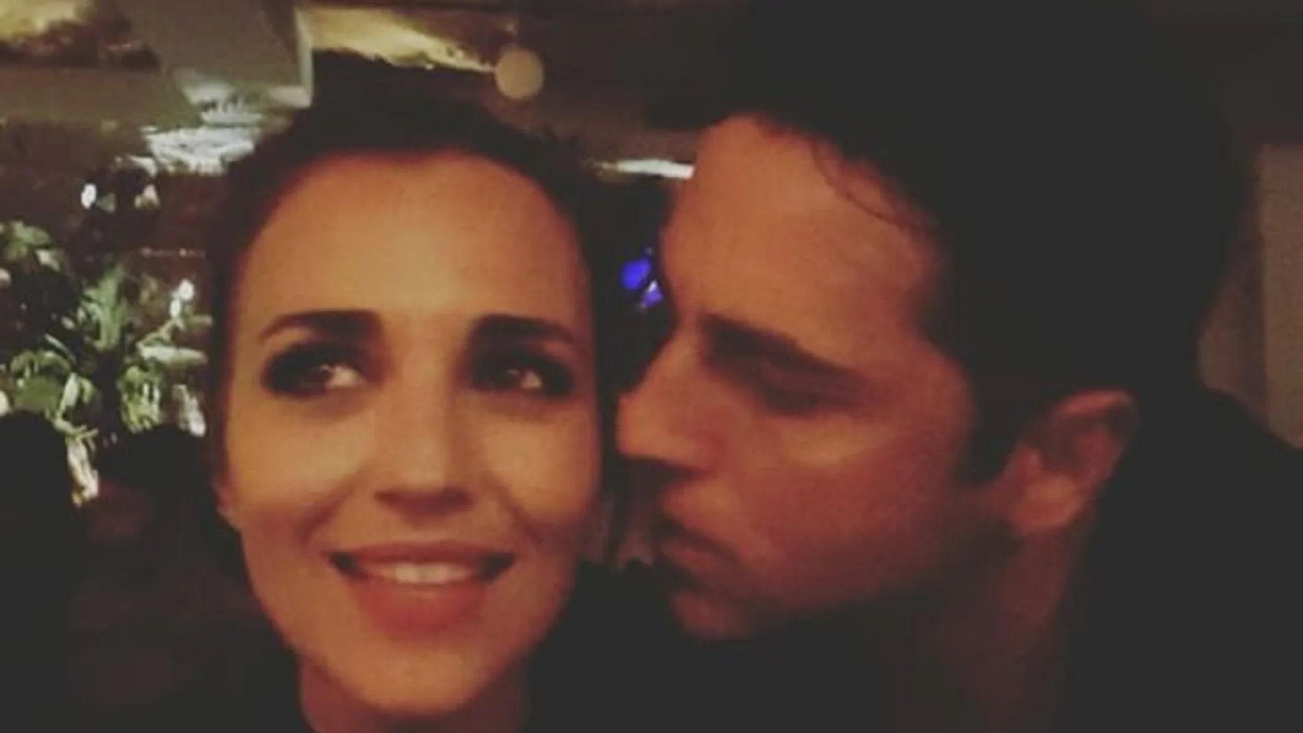 Beso de David Bustamante y Paula Echevarría en Instagram para zanjar rumores