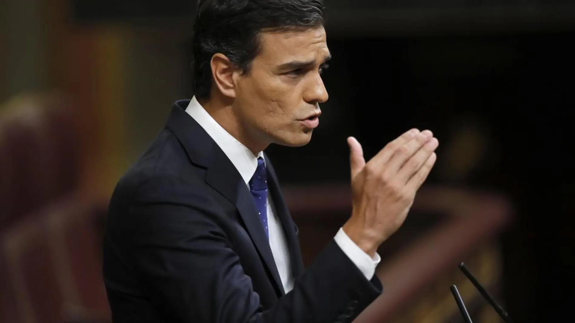 El secretario general del PSOE, Pedro Sánchez, durante su intervención en la tercera sesión del debate de investidura.