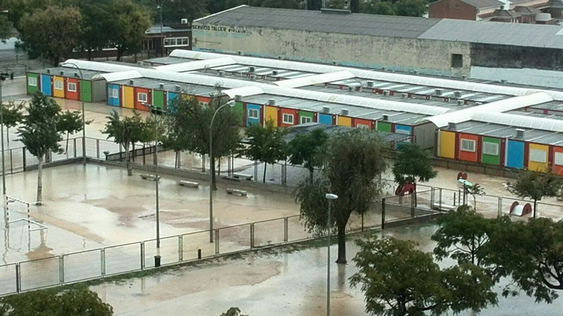 El colegio Ciutat de Cremona de Alaquàs afectado por las fuertes lluvias de hace una semana