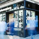  Hawkers abre en España 34 tiendas físicas y apuesta por su expansión