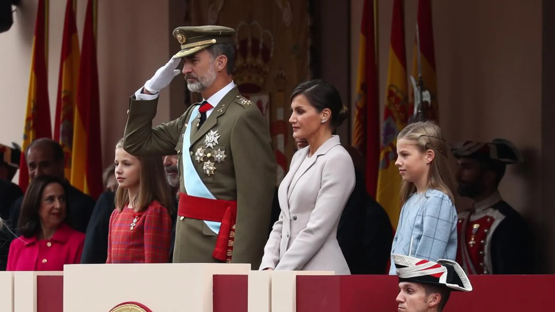 La Princesa Leonor en la tribuna a la derecha de su padre.