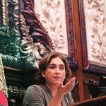 Colau en el salón de la Reina Regente