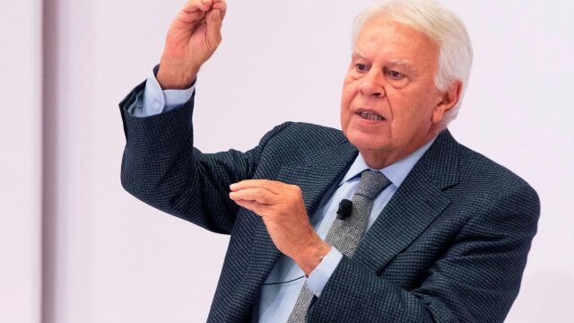 Felipe González asegura que solo las “bayonetas” sostienen a Maduro/Efe