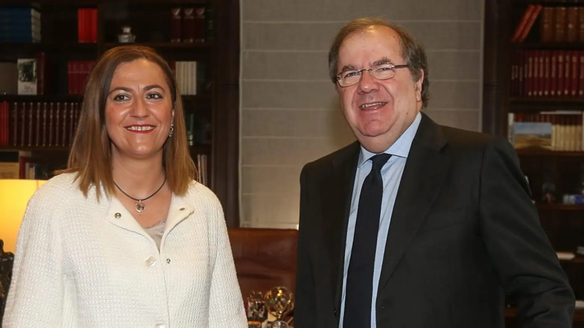 El presidente de la Junta, Juan Vicente Herrera, y la delegada del Gobierno, Virginia Barcones, se reúnen en Valladolid