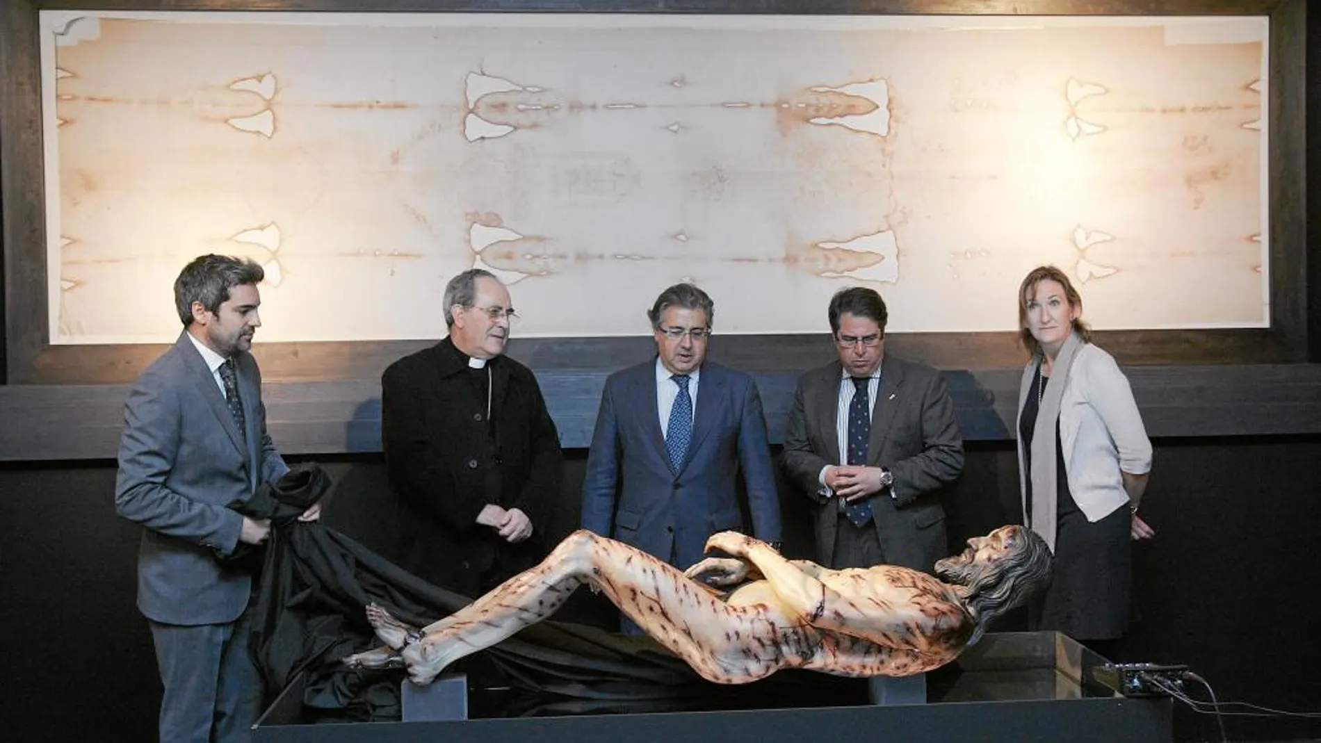 Un momento de la inauguración de la muestra, ayer en el Metropol Parasol