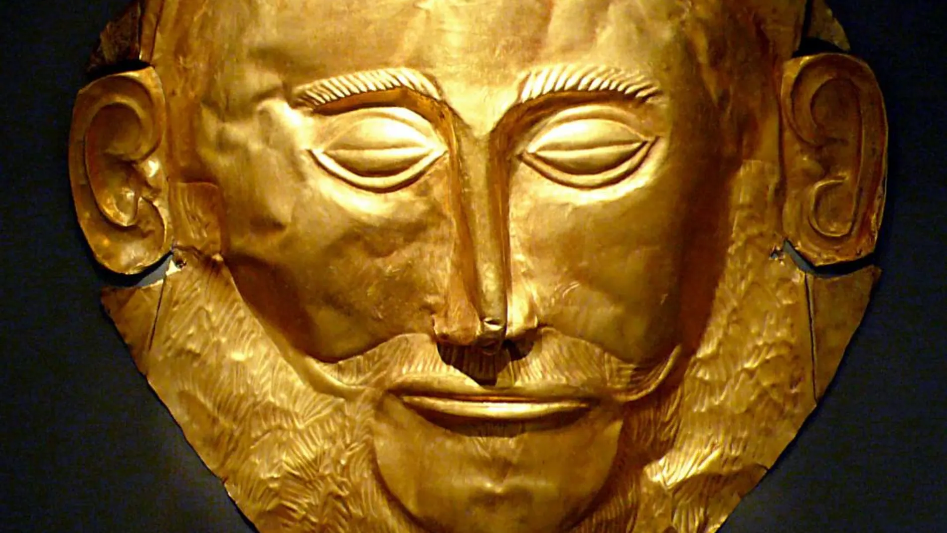 La identidad de esta máscara hallada en 1876 se ha atribuido a Agamenón, uno de los personajes de la «Ilíada»