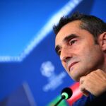El entrenador del Barcelona, Ernesto Valverde, durante la rueda de prensa previa al partido de mañana ante el Juventus