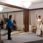 Instante en el que la bailaora de flamenco, Carolina Pozuelo y el recitador y cantor José Manuel Gallardo, interpretan «La bailarina española» poesía que pertenece al libro Versos Sencillos.